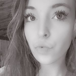 Meet your Posher, Madelyn